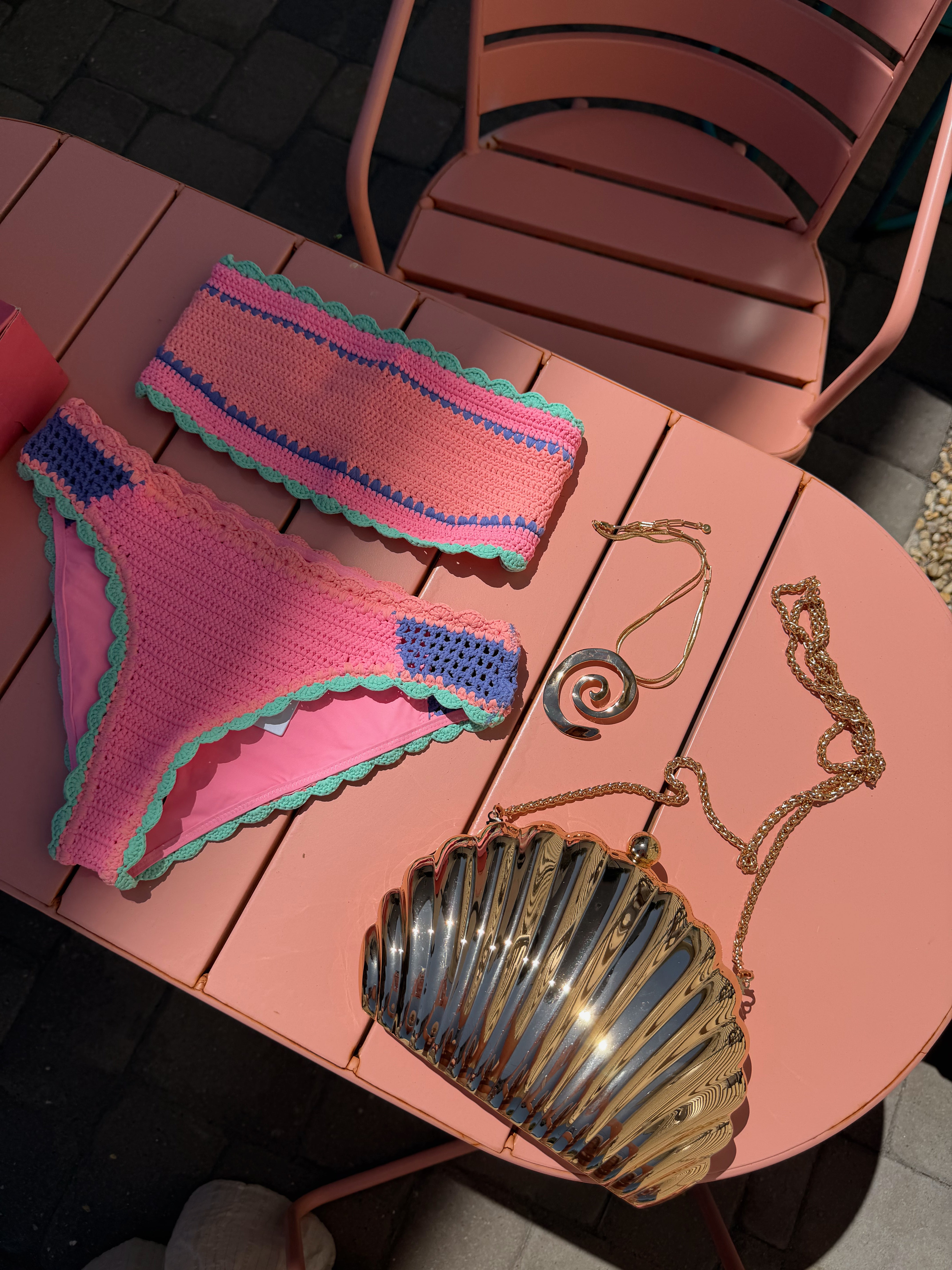 Shell Clutch Gold