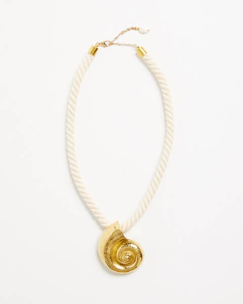 Shelly Rope Choker