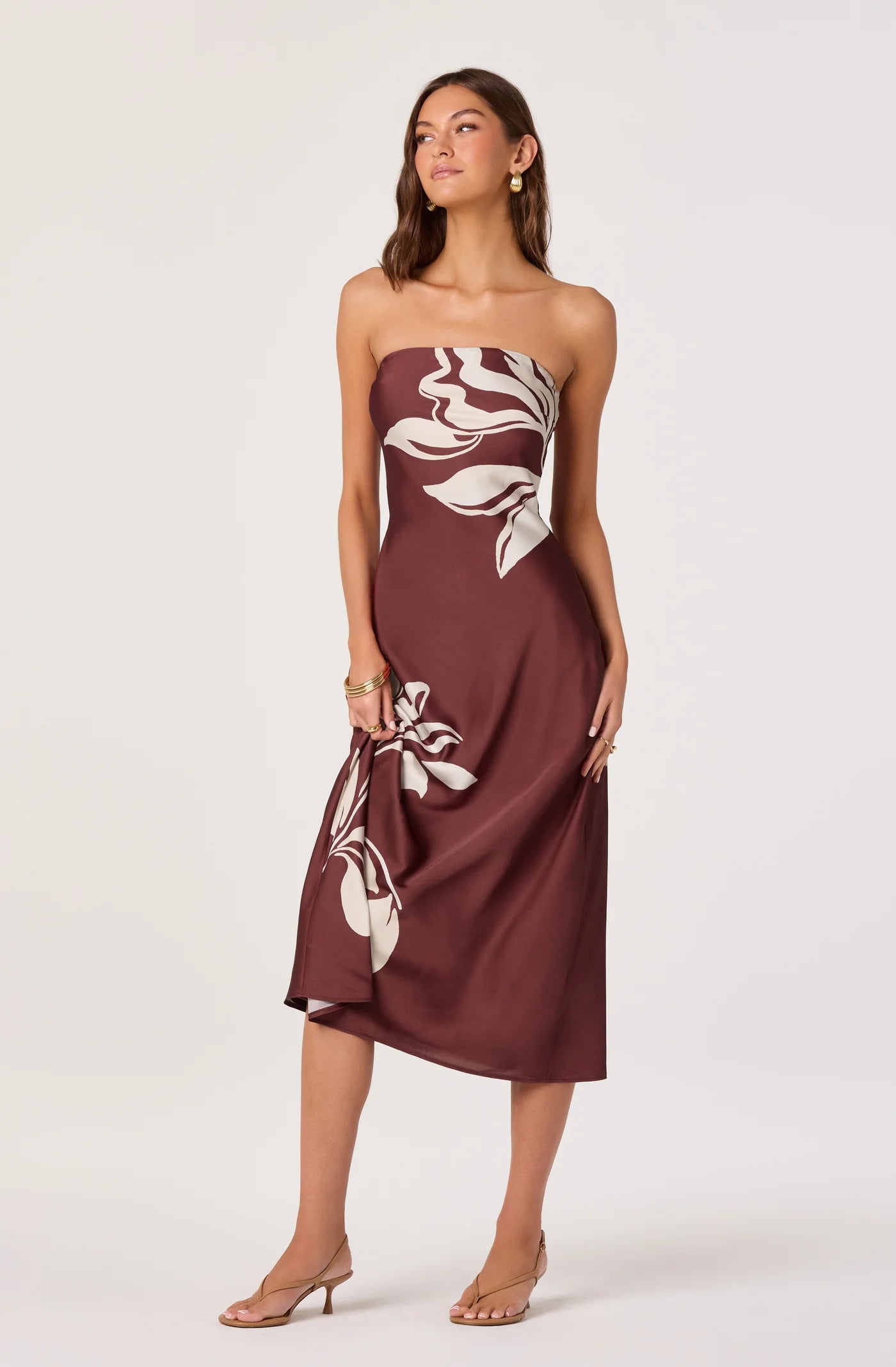 ASTR the Label Annabeth Brown Floral Dress