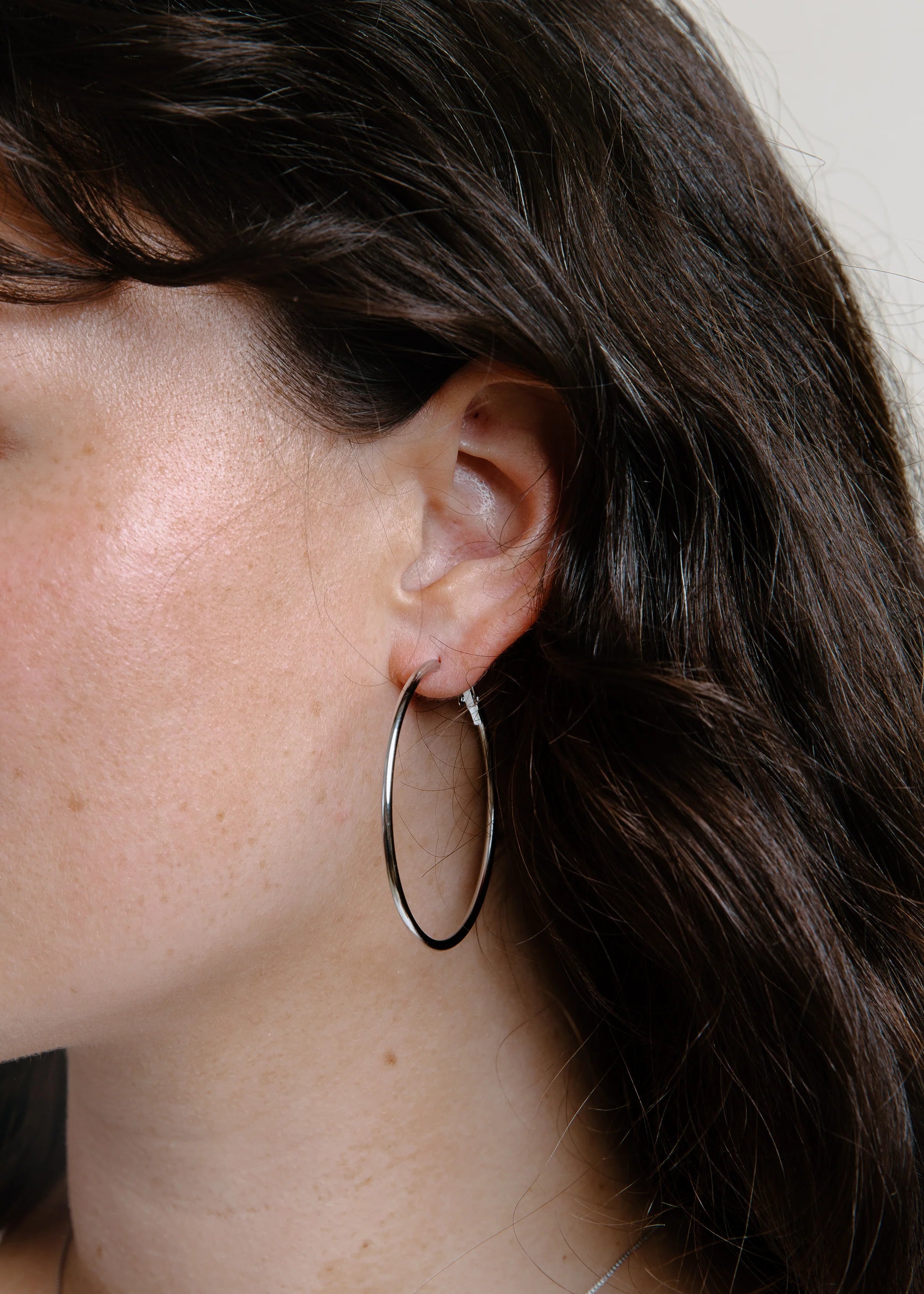 LA-YOU Medium Silver Hoops