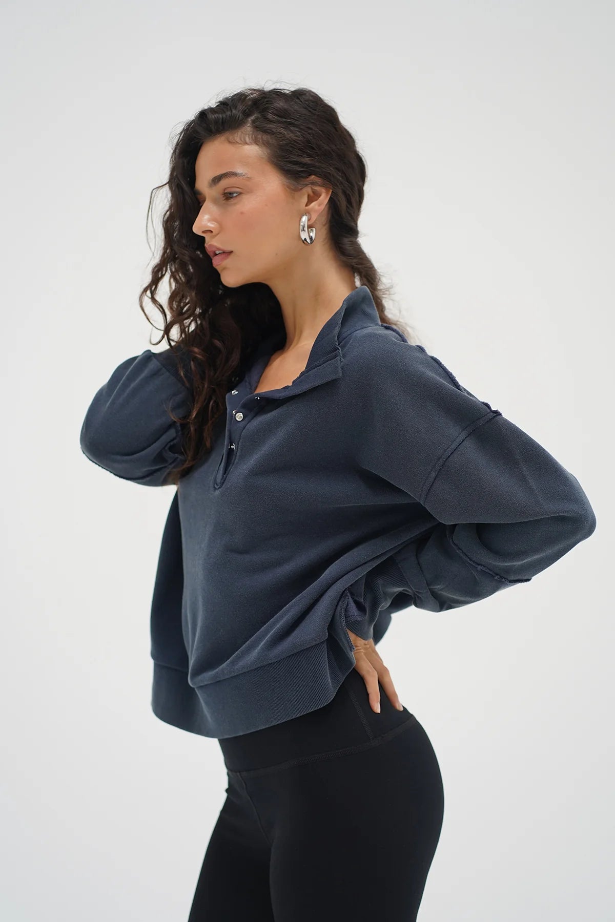 Hallie Snap Collared Pull Over