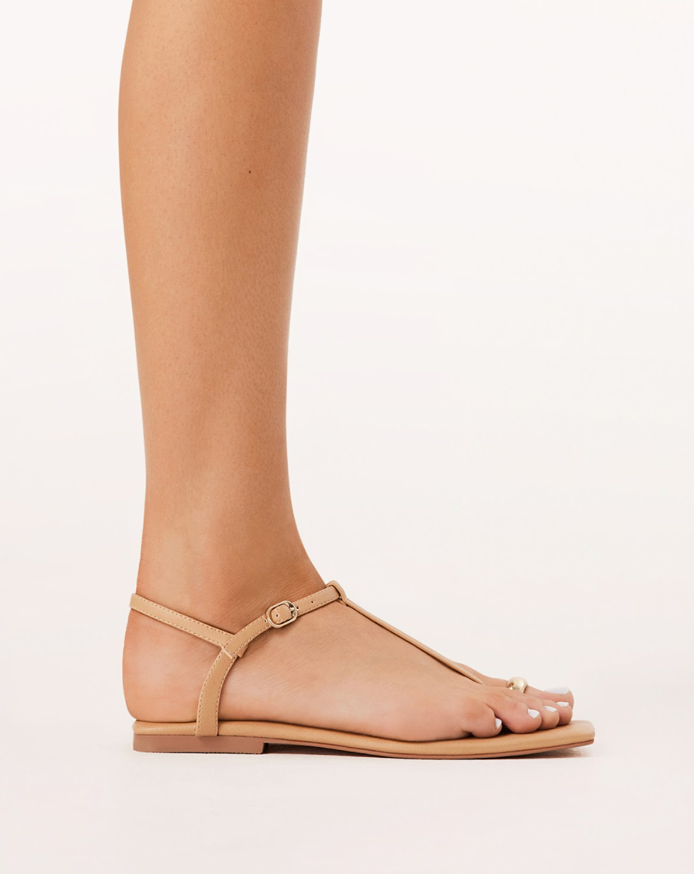 Elodia Sandal | Desert