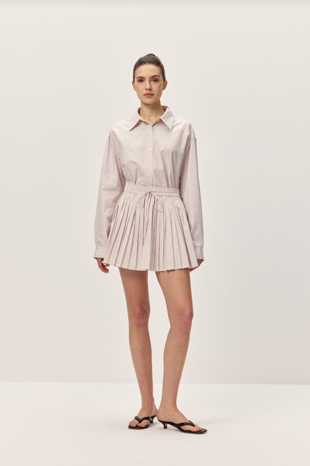 Elodie Danika Striped Pleated Mini Sirt