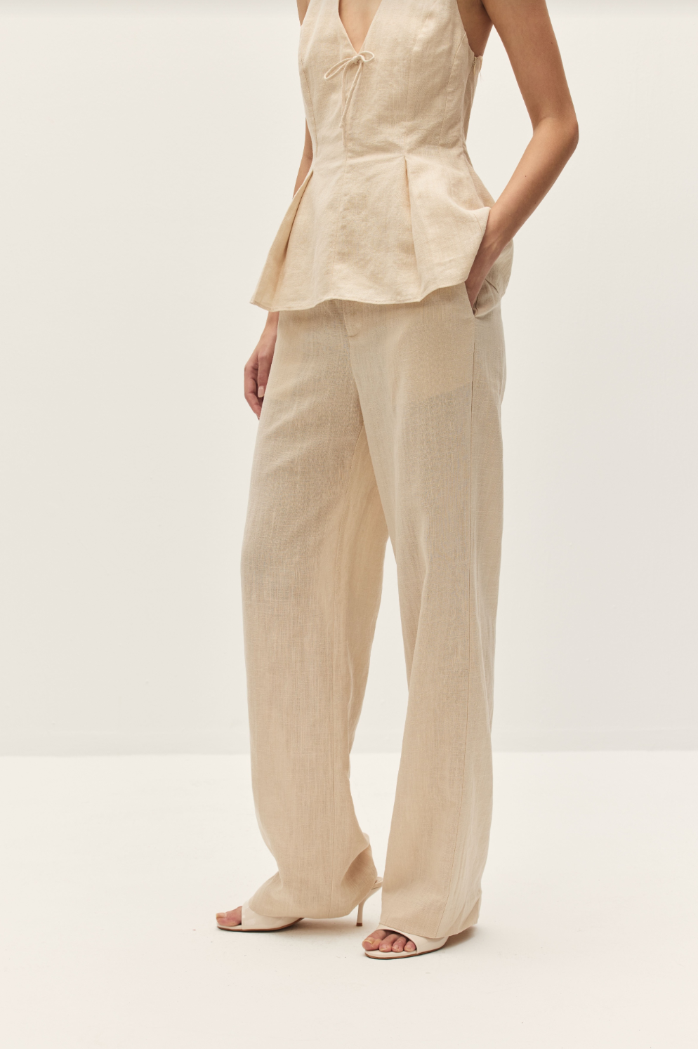 Elodie Carina Beige Linen Pants