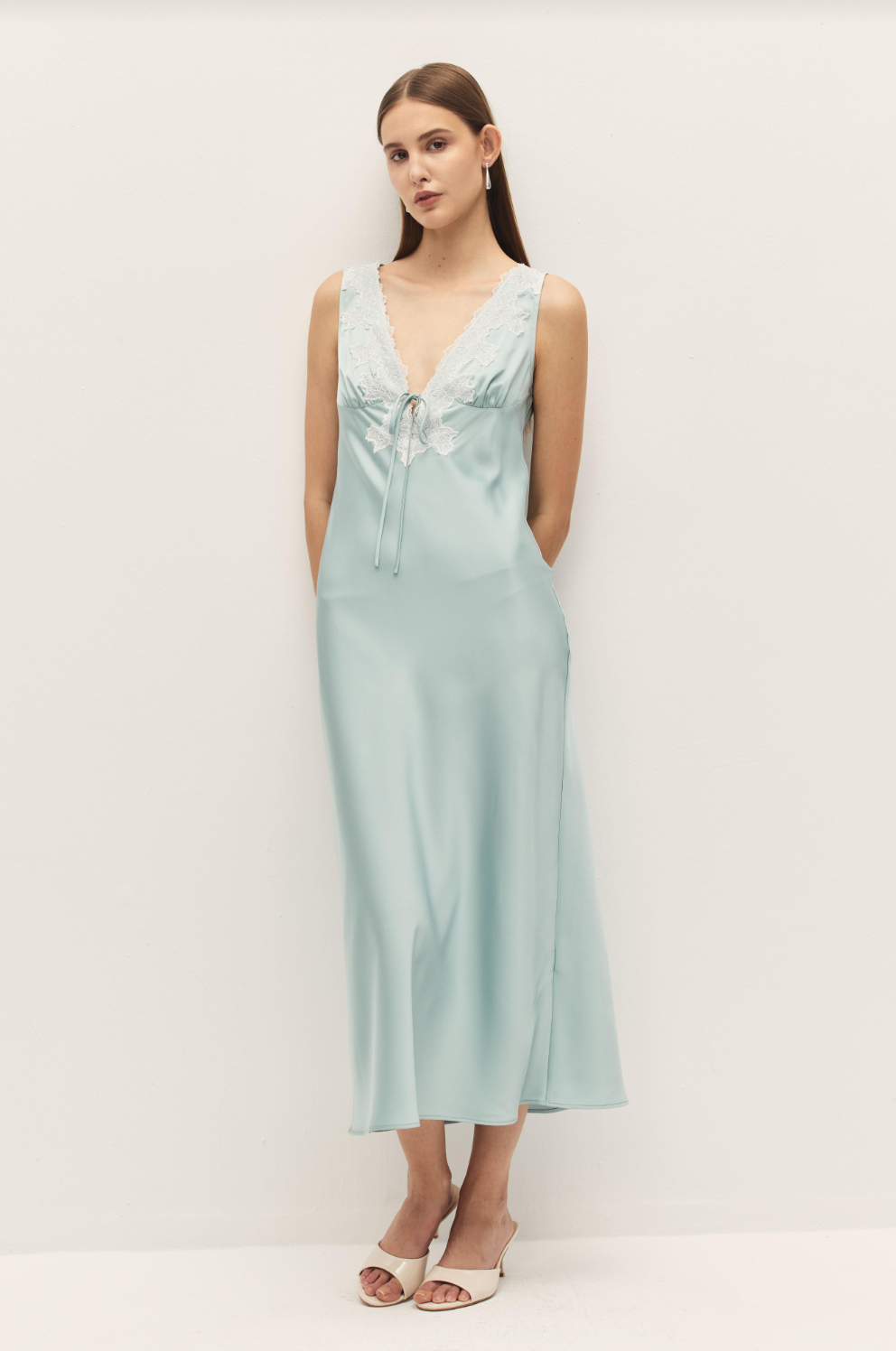 Odette Blue Lace Midi Dress