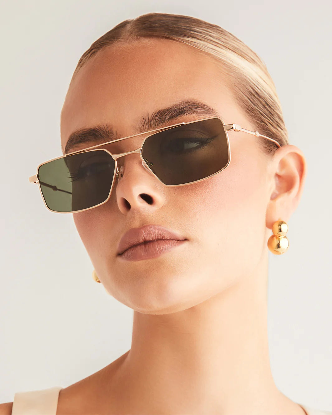The Barbara Sunglasses | Light Gold Green