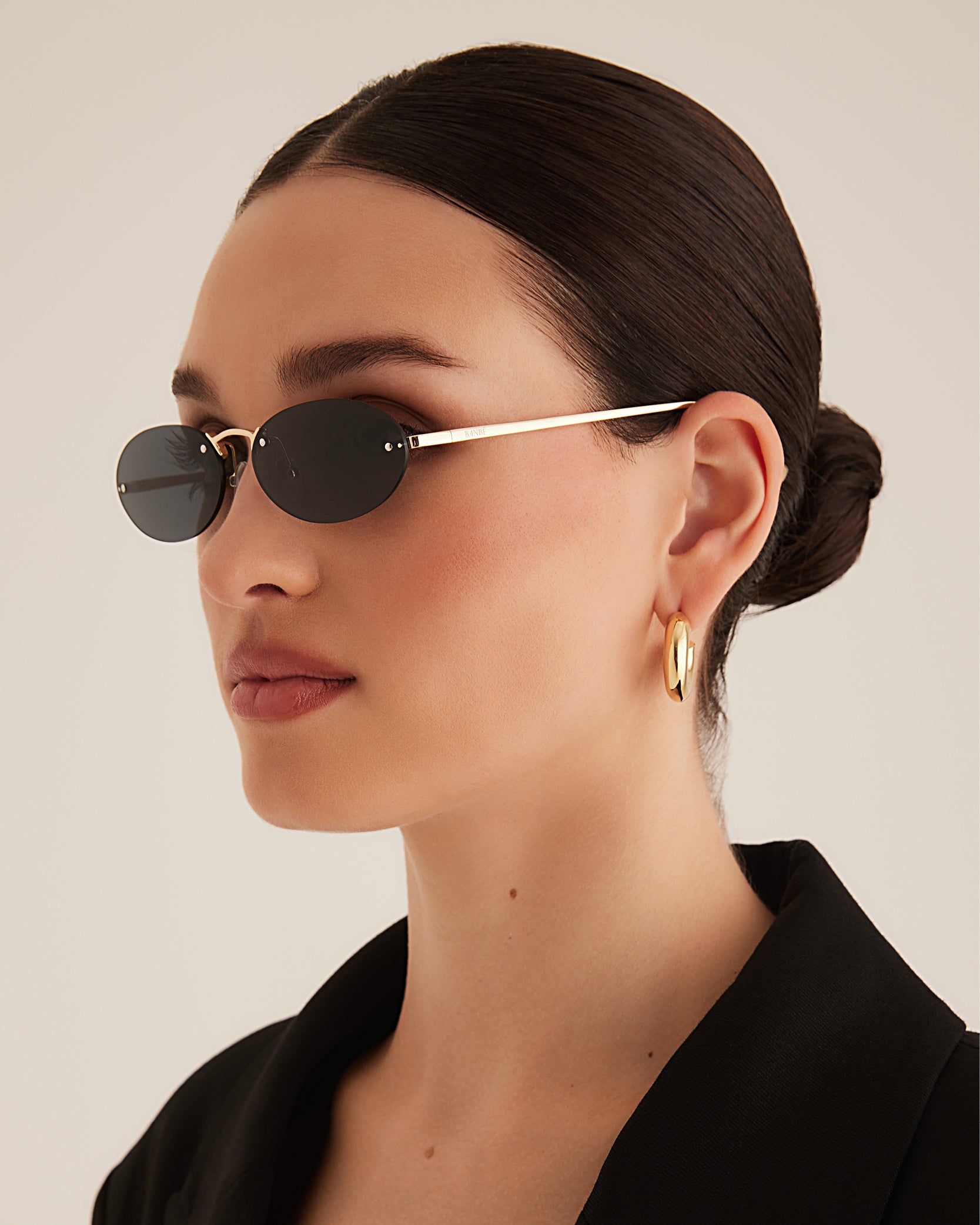 The Sabrina Sunglasses Gold Smoke