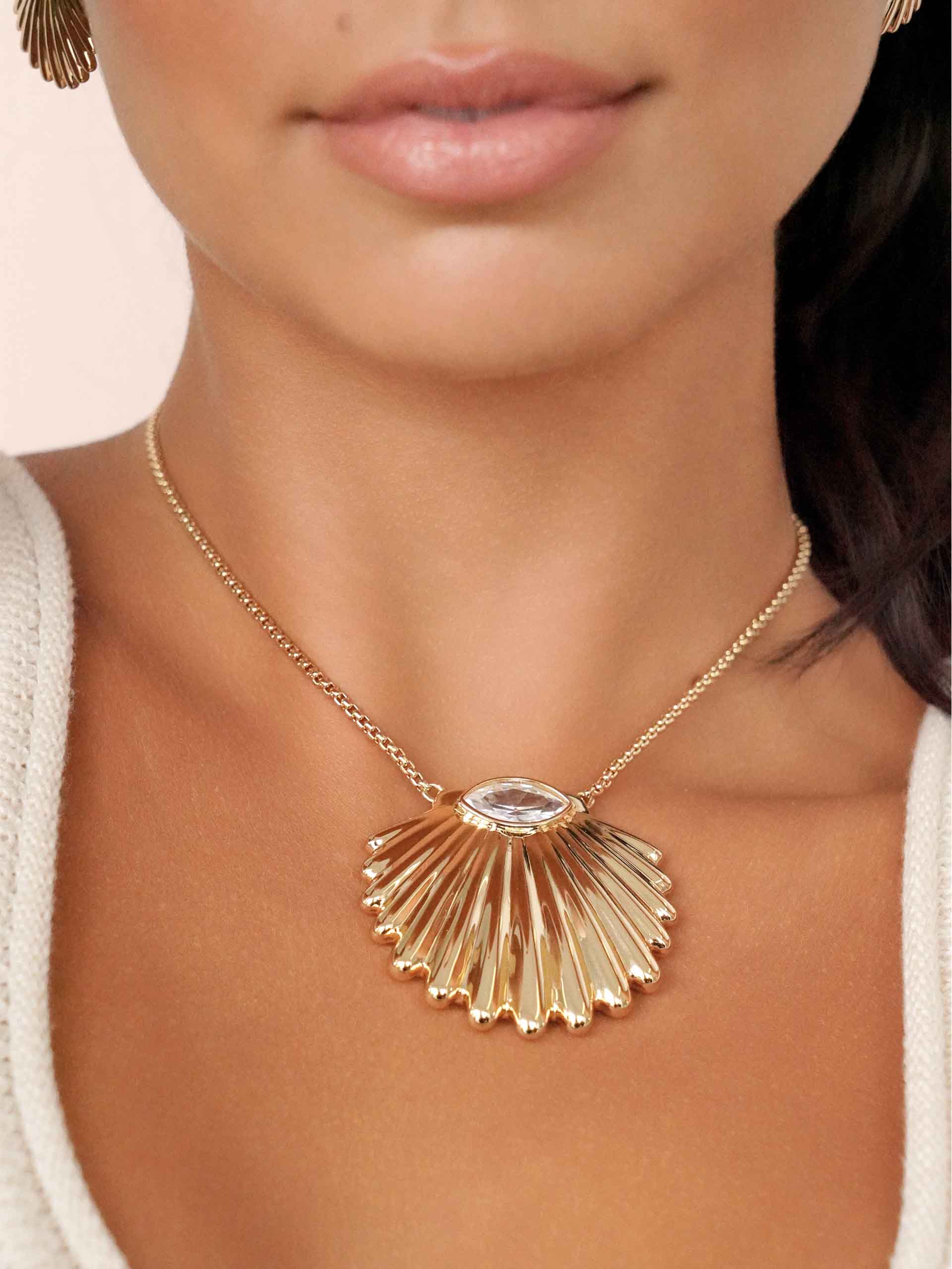 Scallop Crystal Necklace