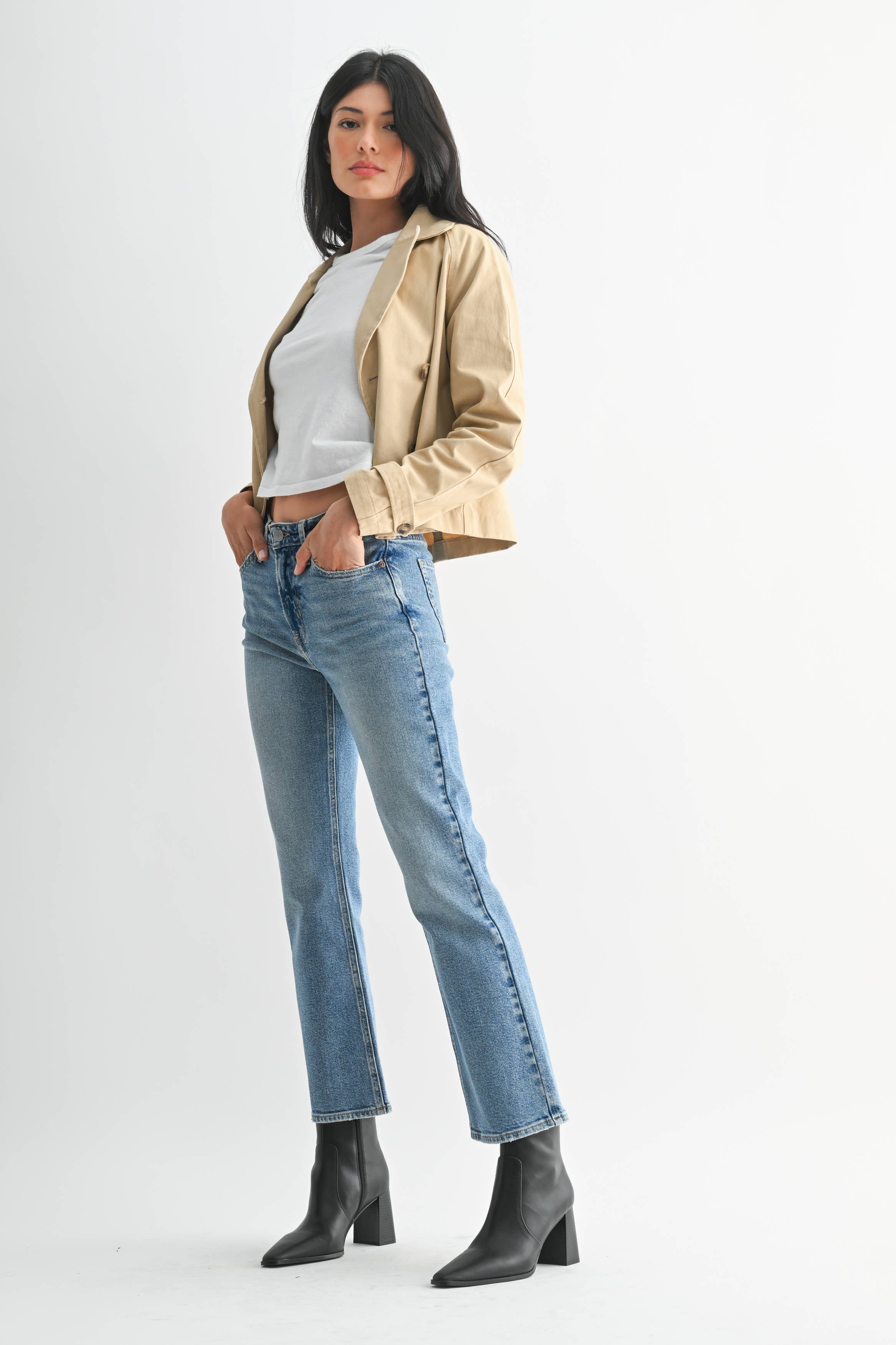 Slim Cropped Bootcut Jeans