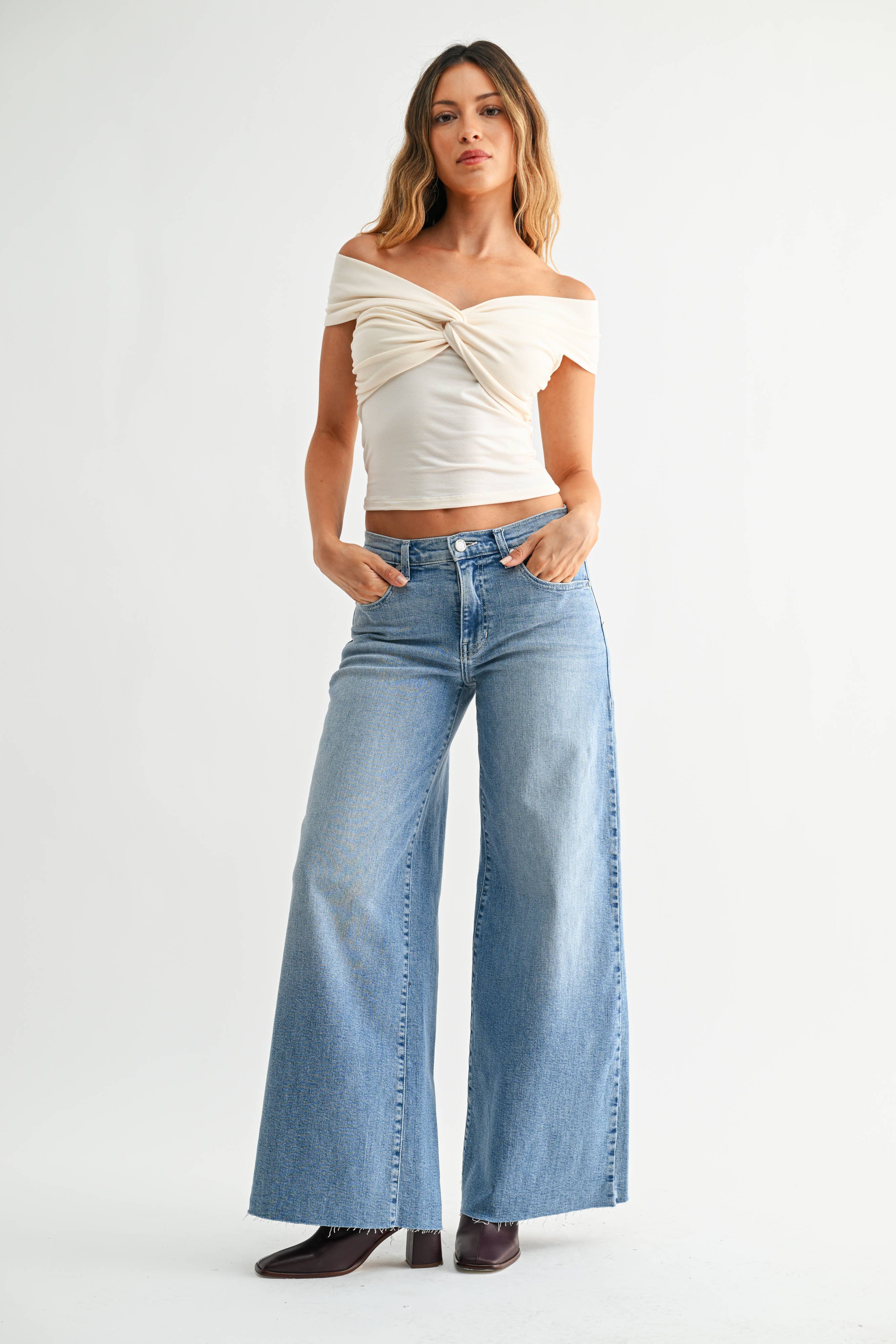 Amber Super Wide Leg Stretch Jeans