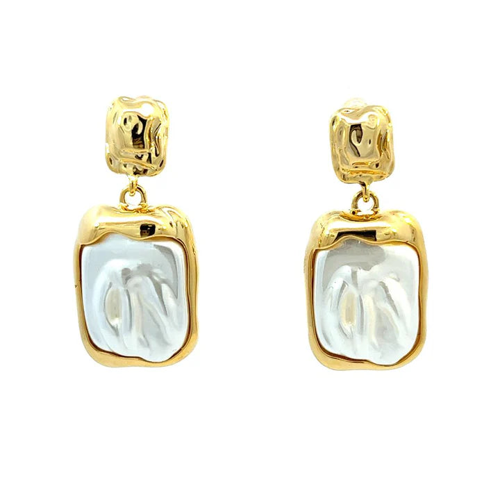 Remi Pearl Earrings