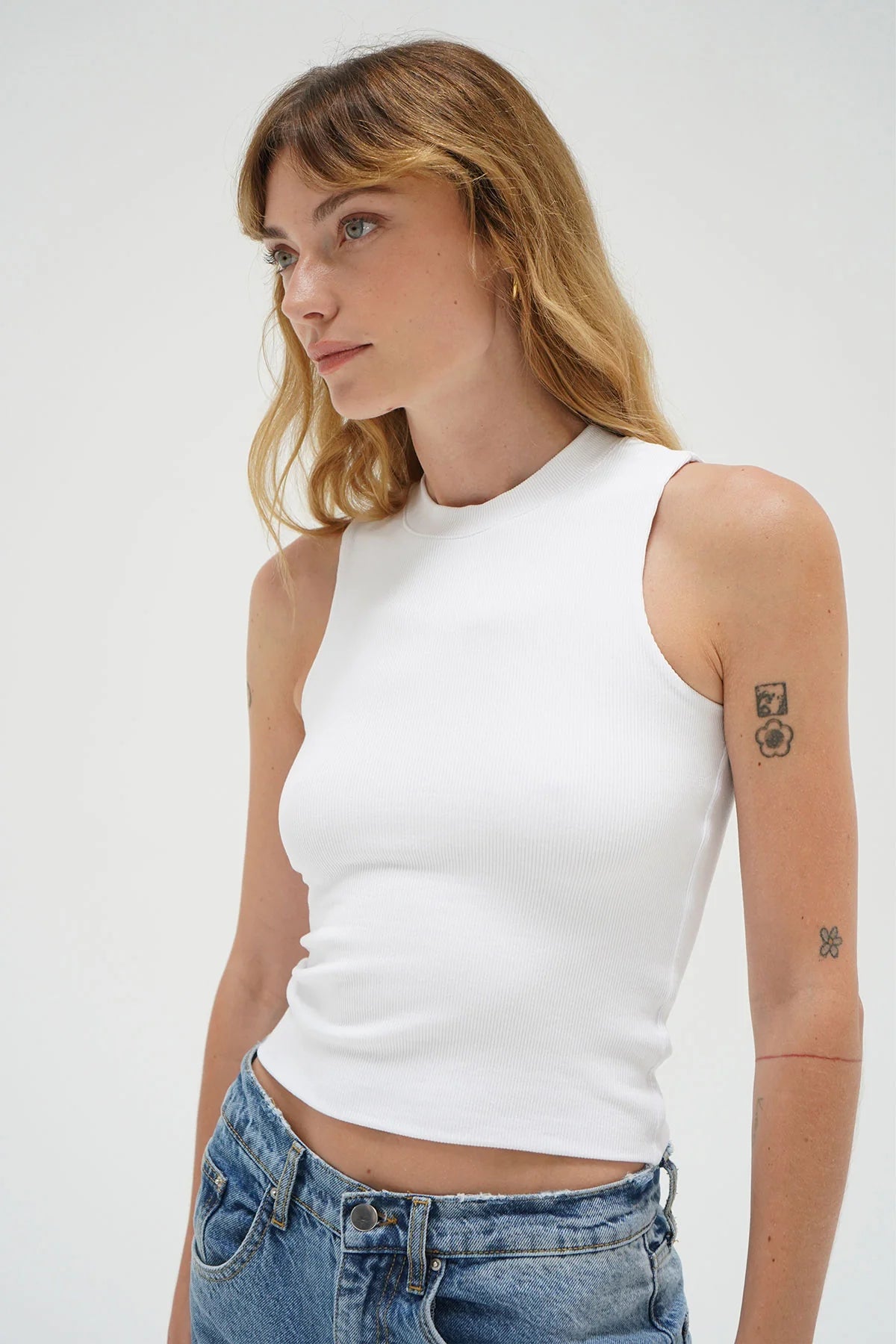 LNA Ribbed Double Layer Tank