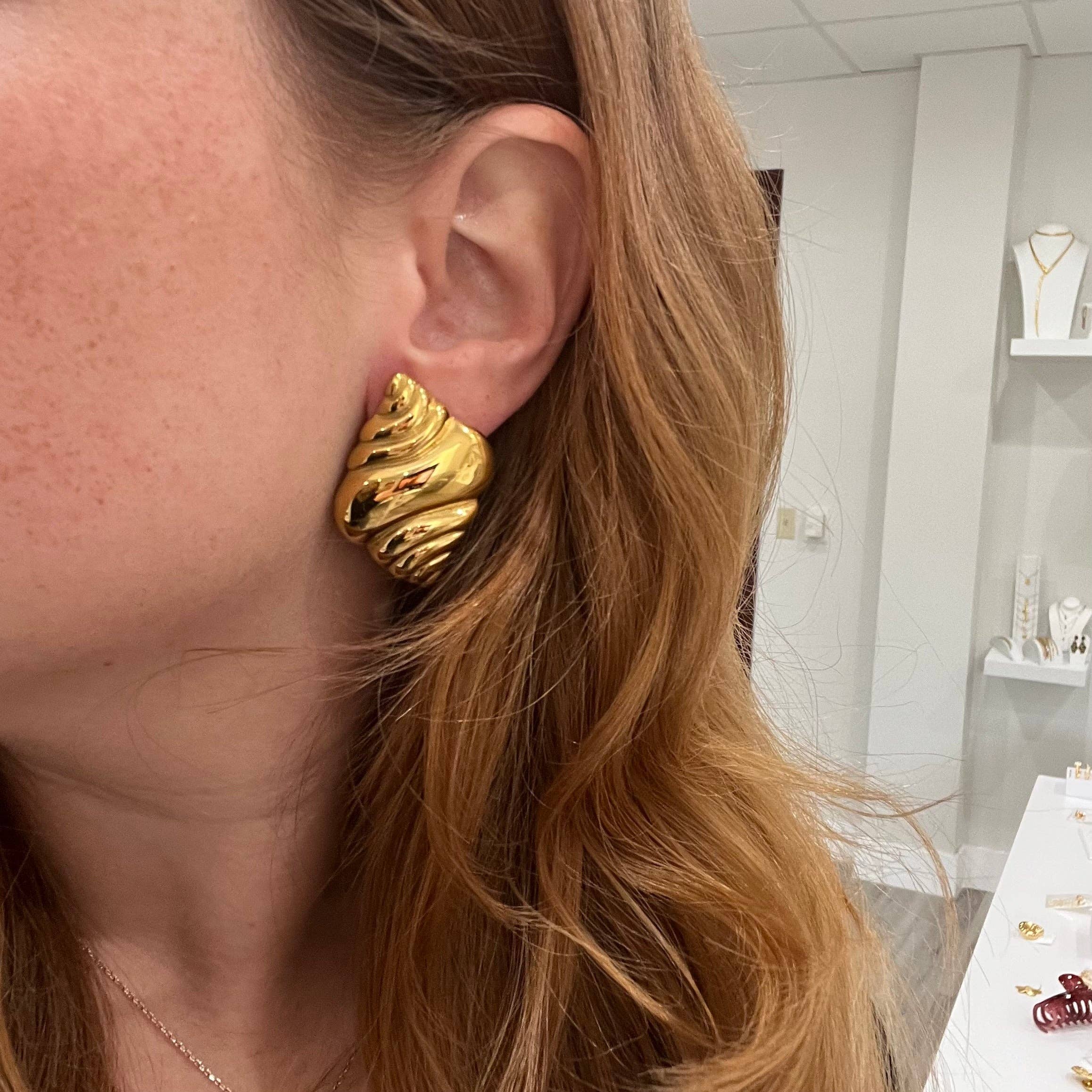 Luliana Shell Earring