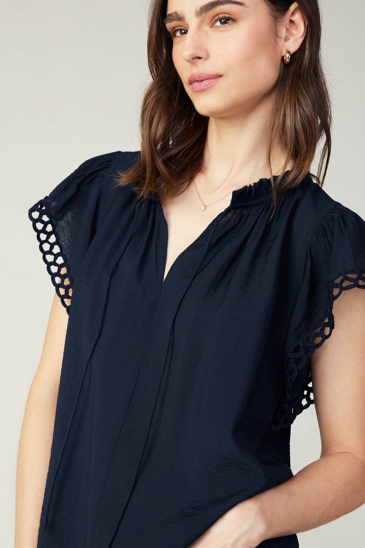 Sade Embroidery Sleeve Top