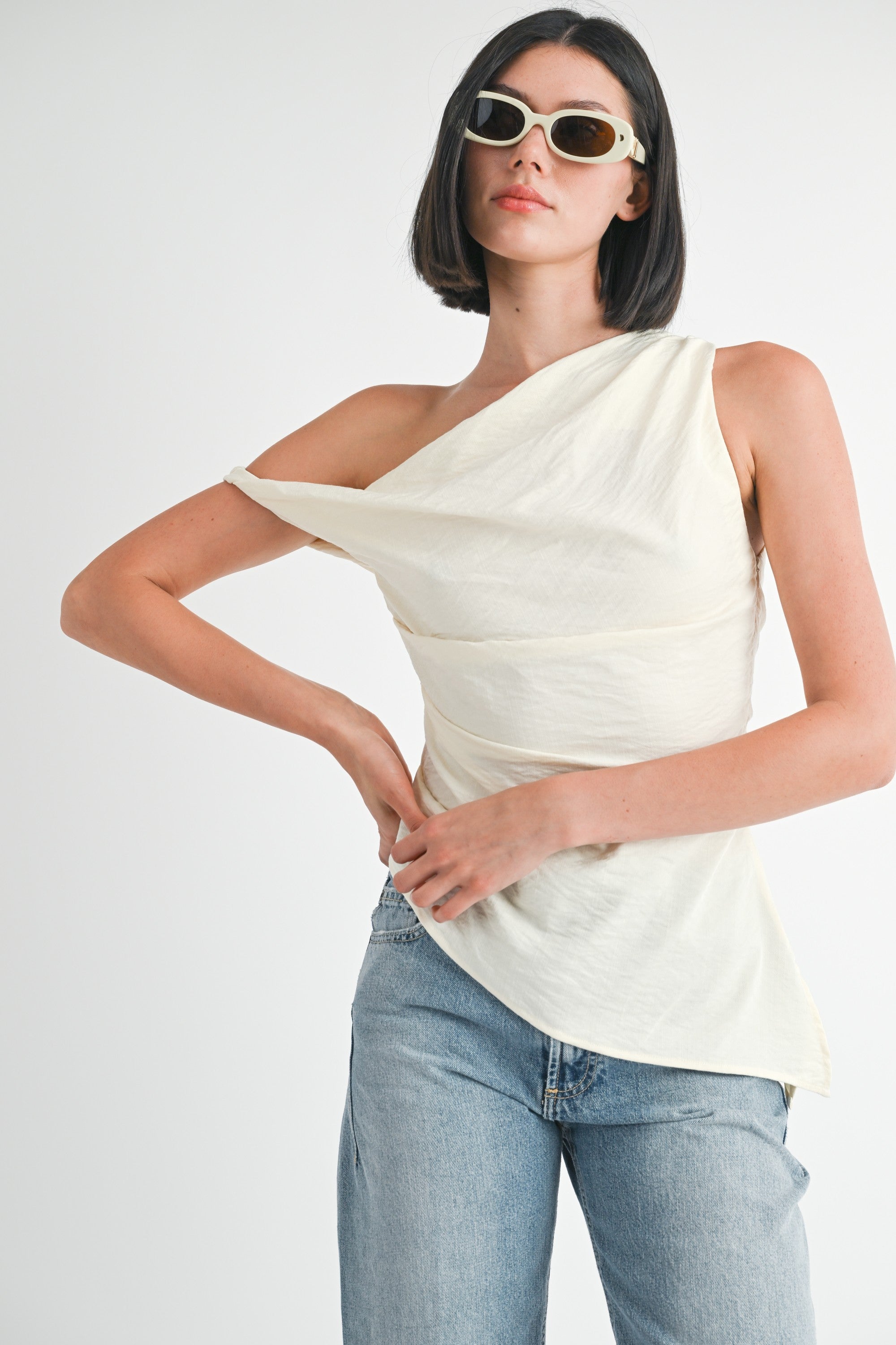 Dovie Asymmetrical Tunic Top Cream