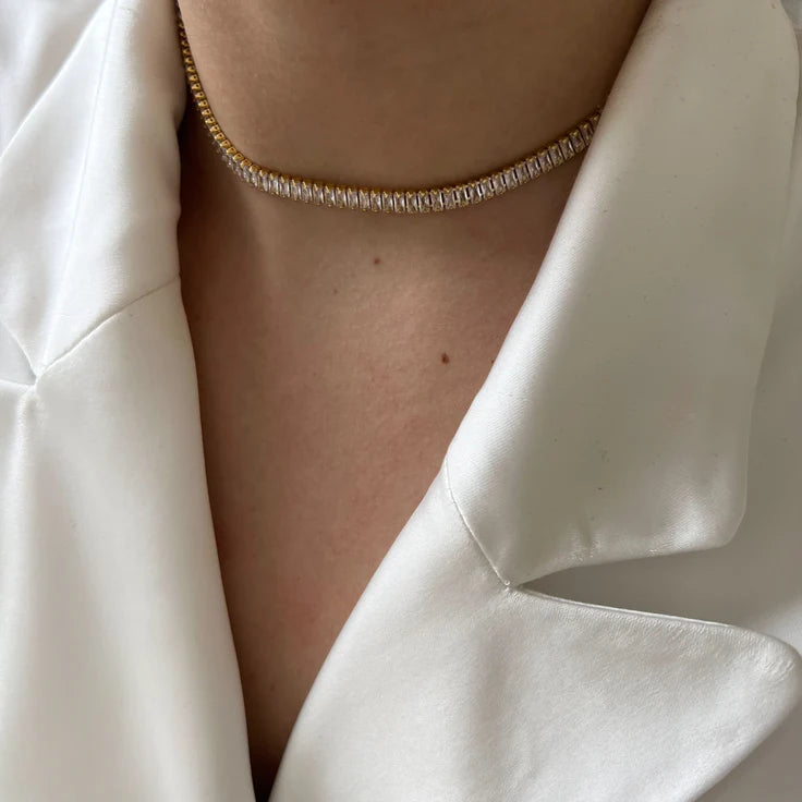 Glamorous Rhinestone Choker
