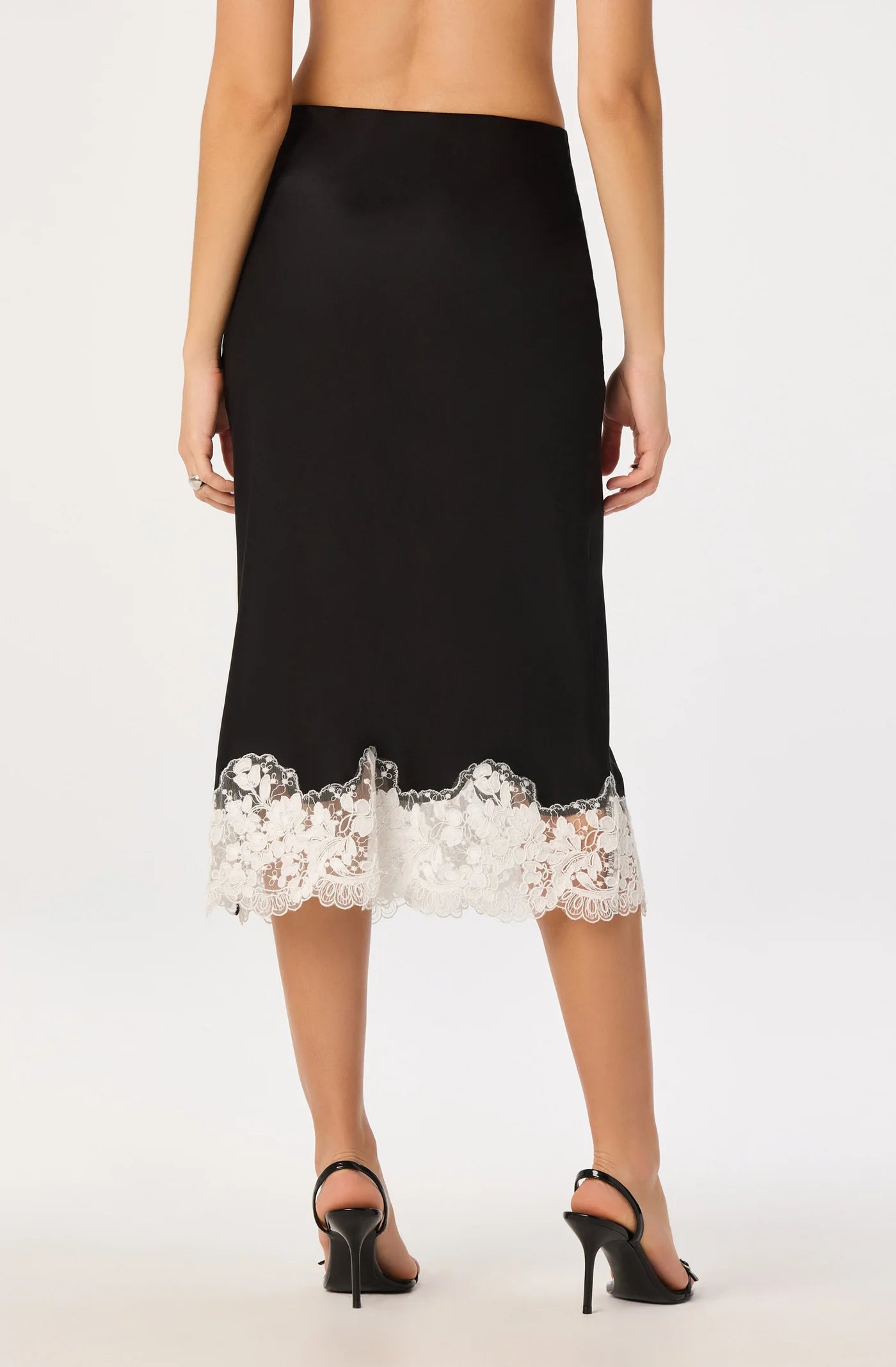 ASTR the Label Shantal Skirt Black White Lace