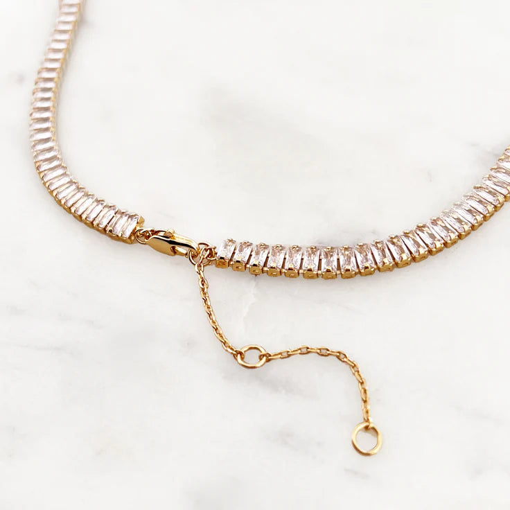 Glamorous Rhinestone Choker