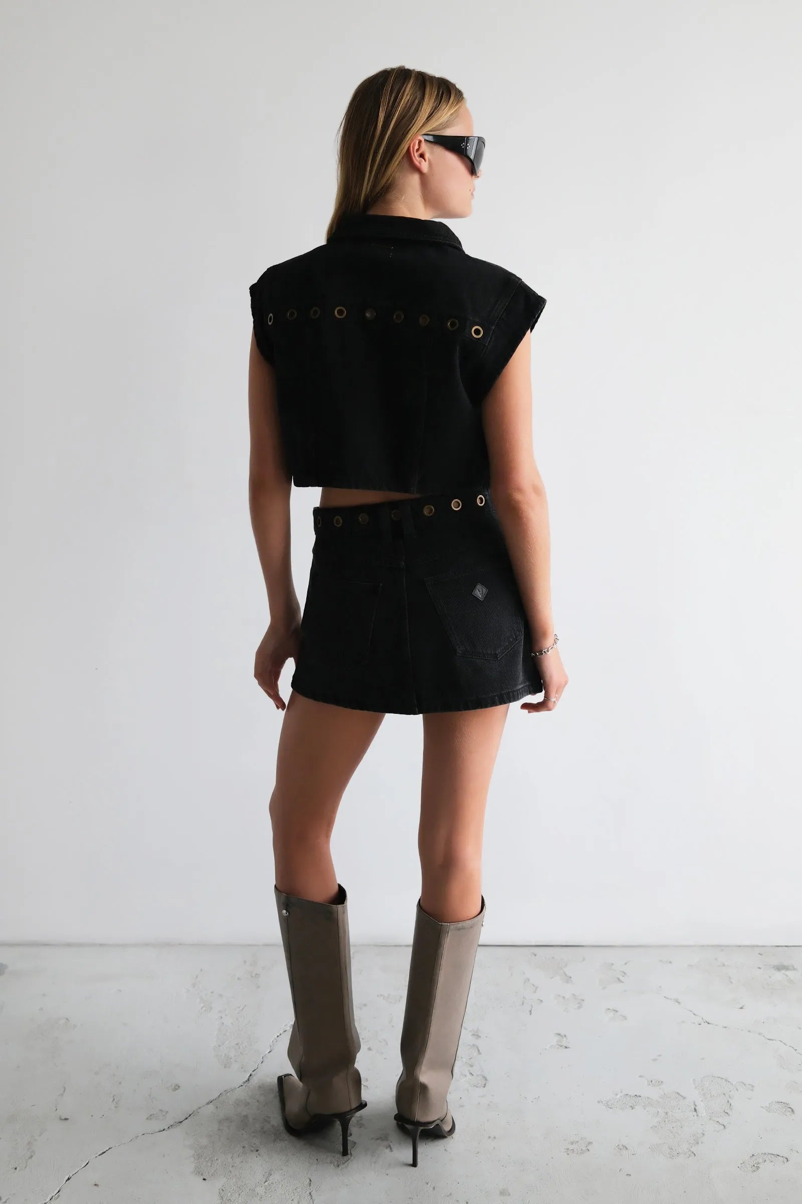 Back Of Abrand 95 Mid Aline Skirt Brie Eyelet