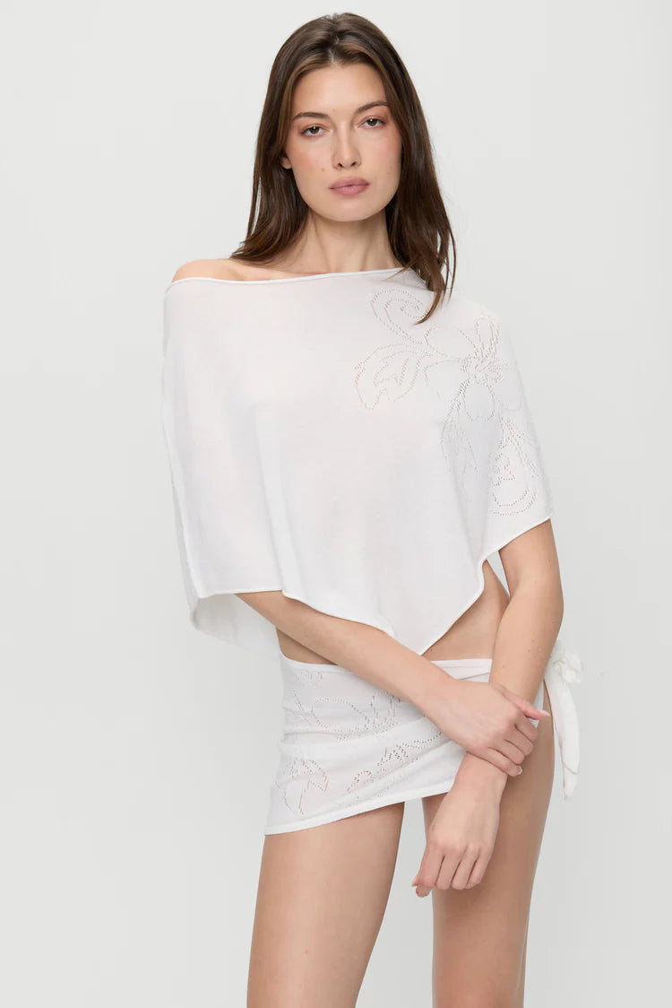 Frankies Bikinis Scout Knit White Hibiscus Poncho