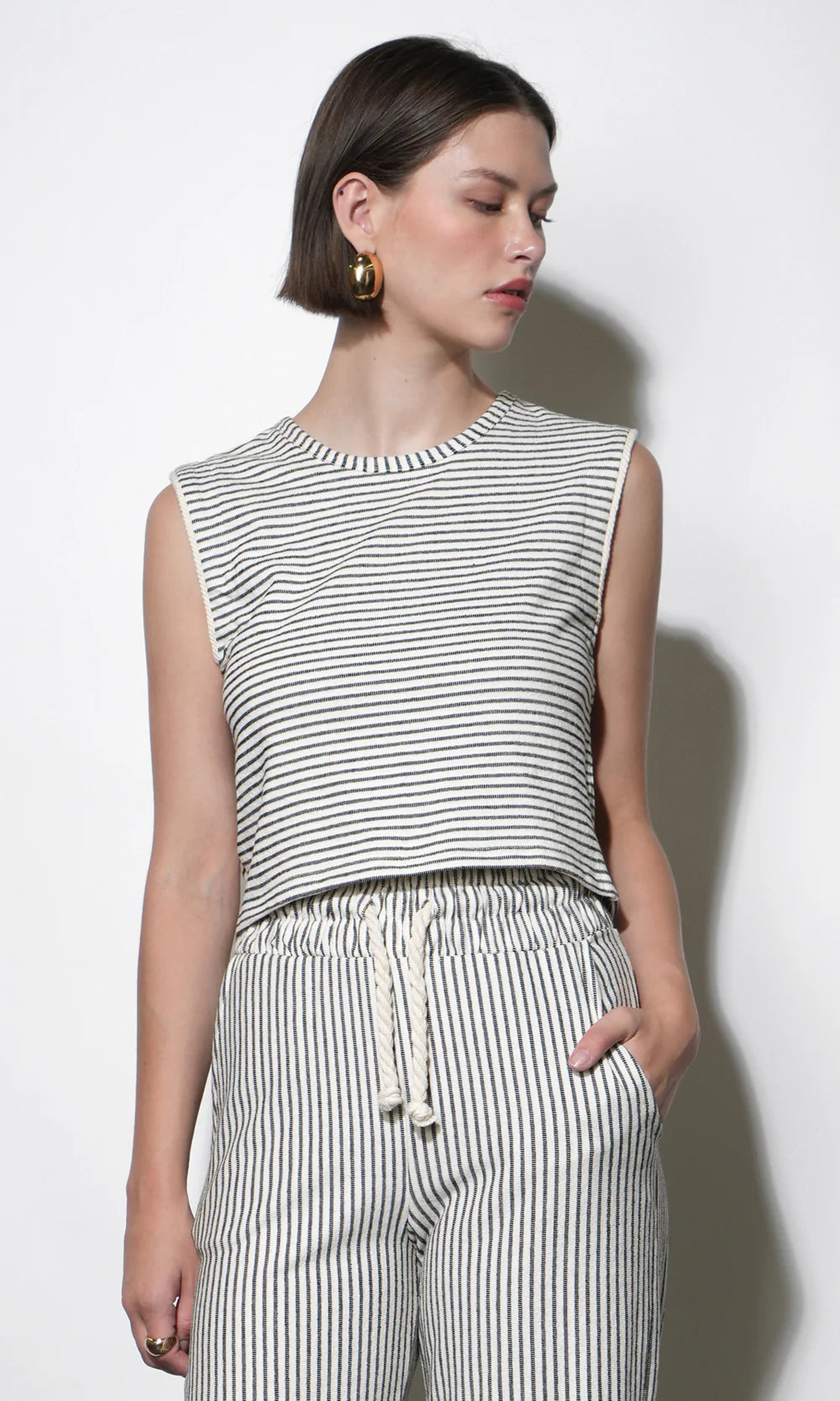 Greylin Daphne Sleeveless Black & Ivory Knit Shell Top