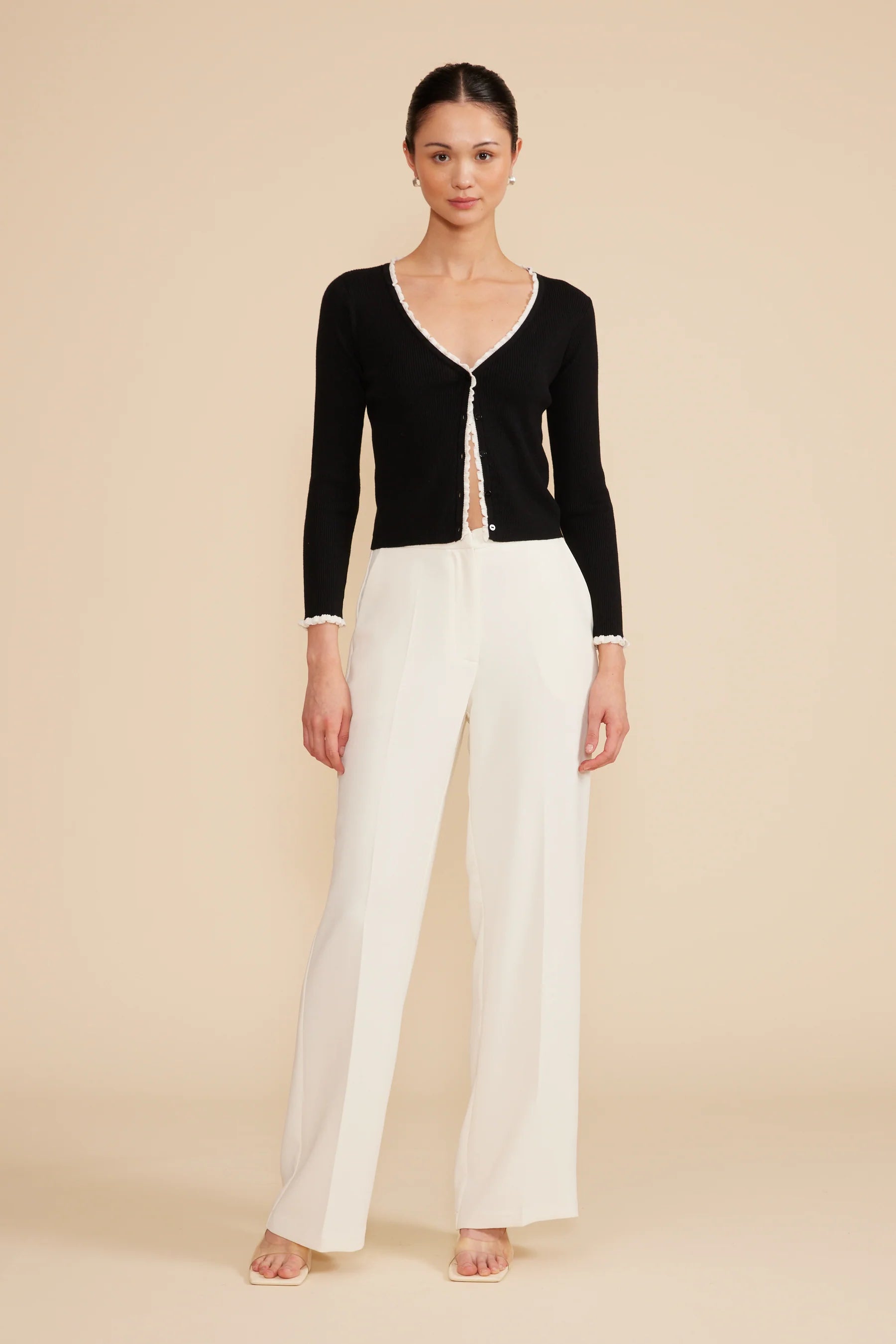 Roshe Ruffle Cardigan | Black & White