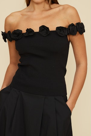 Kamila Floral Detail Top | Black