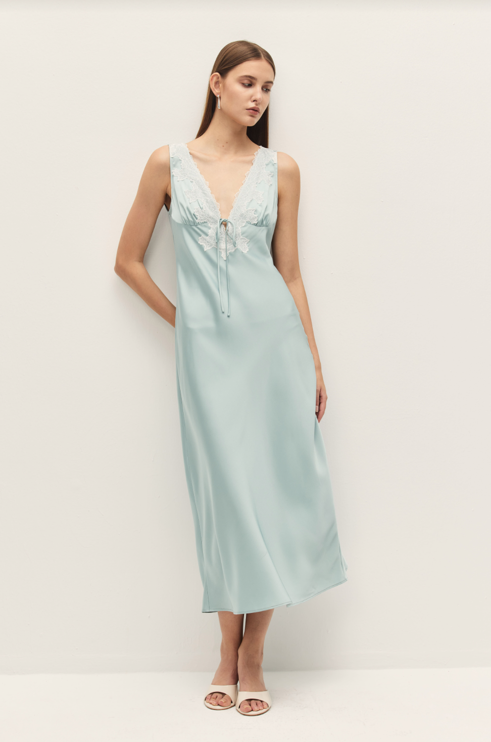 Odette Blue Lace Midi Dress