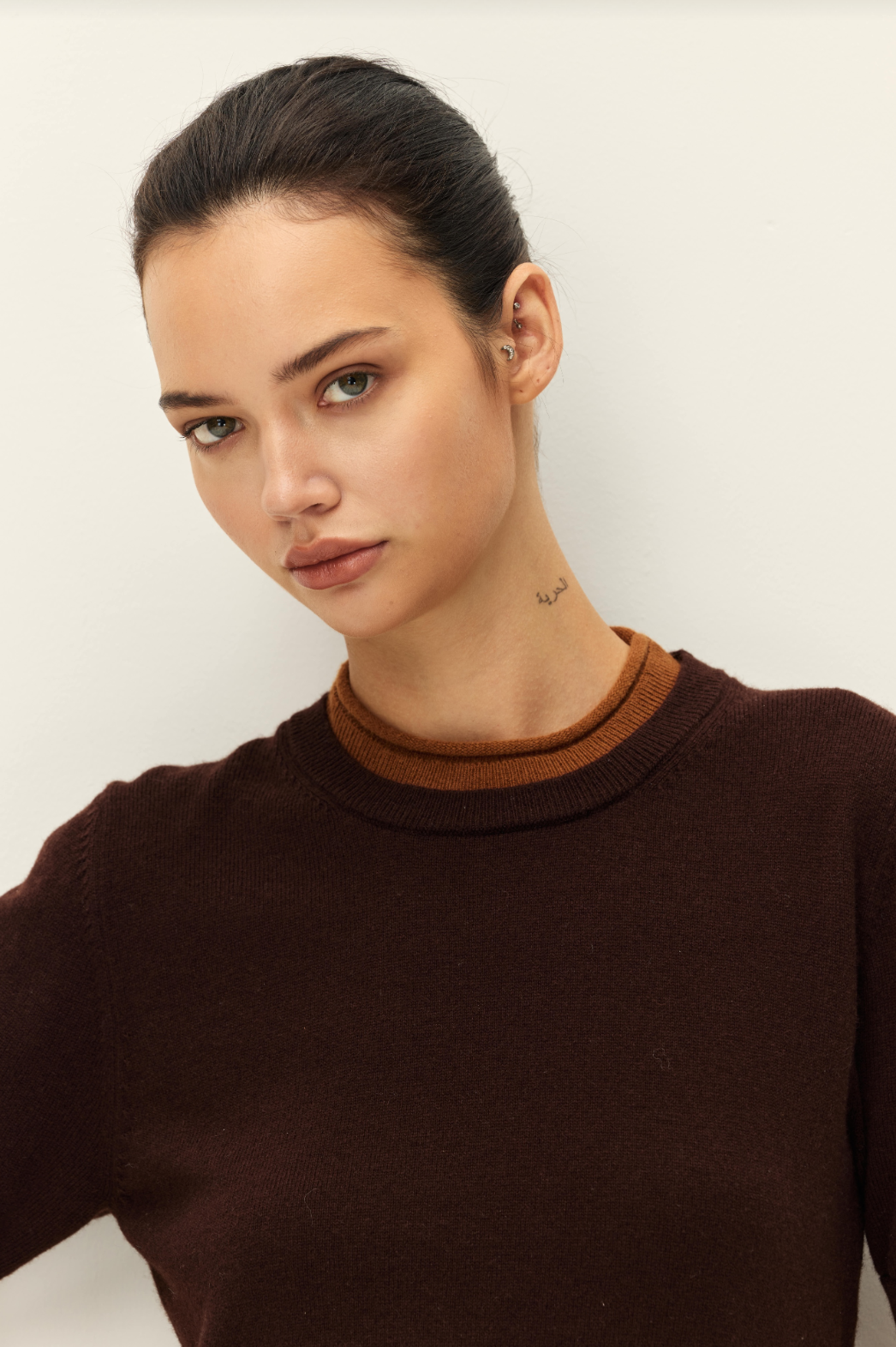 Elodie Sloane Knit Crew Neck Sweater Brown Camel
