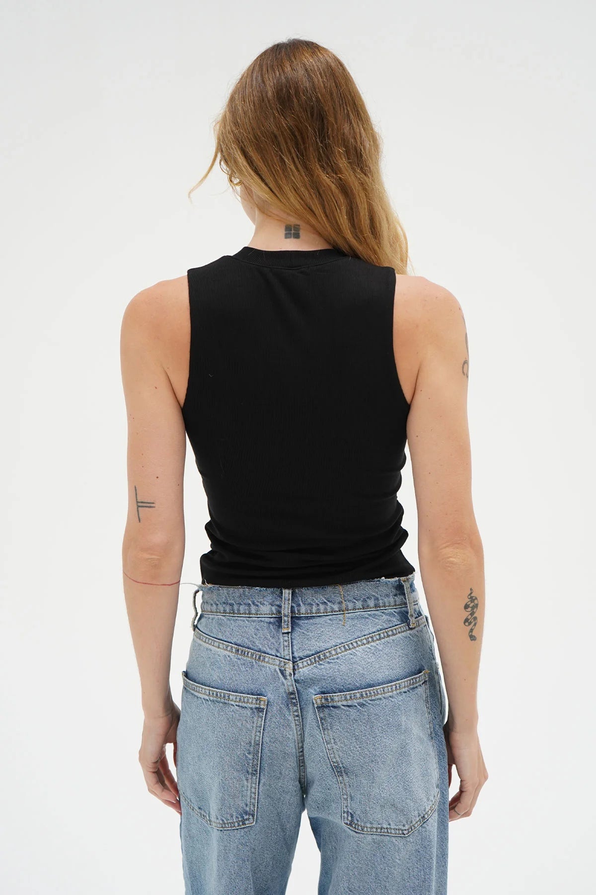 LNA Ribbed Double Layer Tank