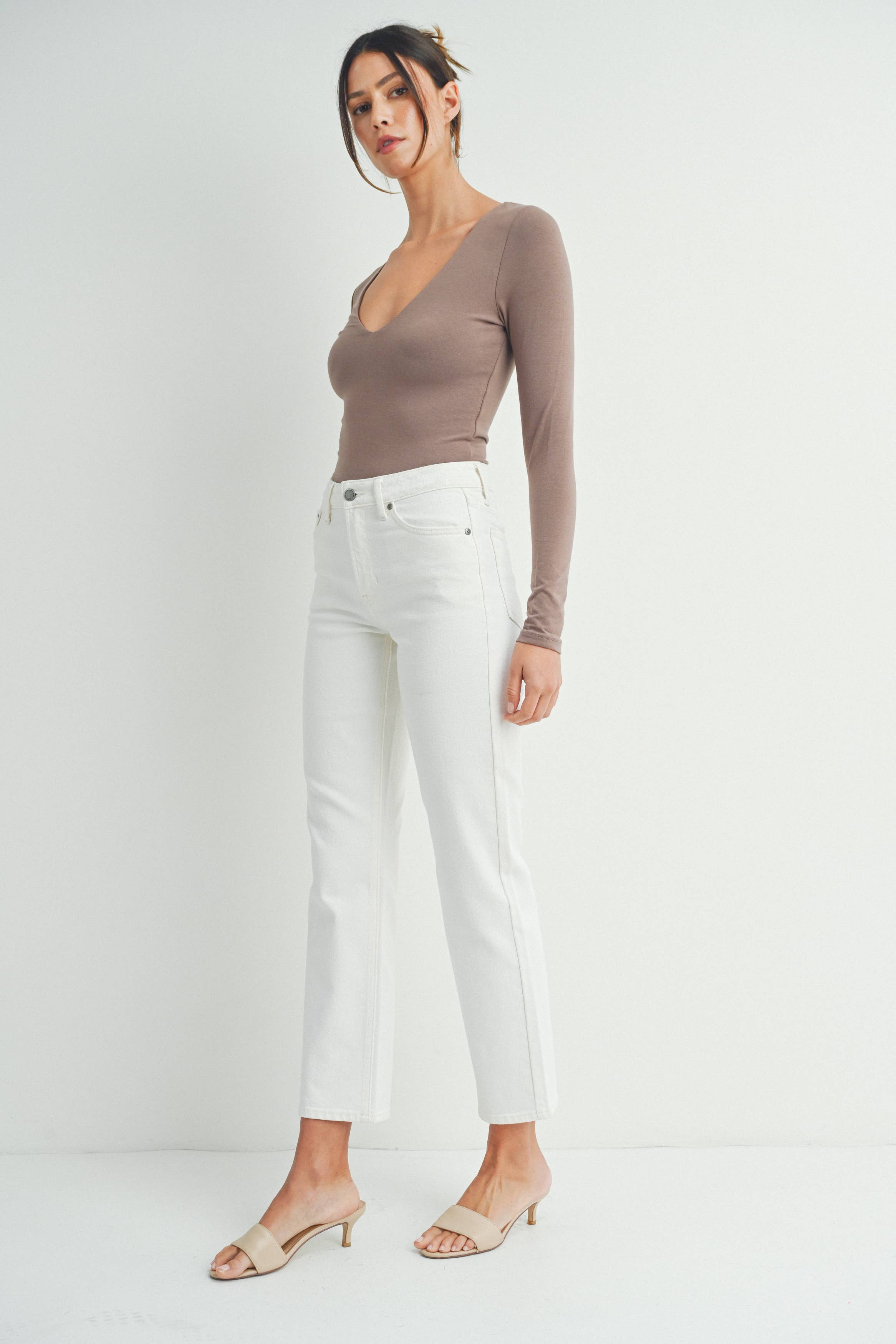 Sindie Mid Rise Cream Straight Jeans