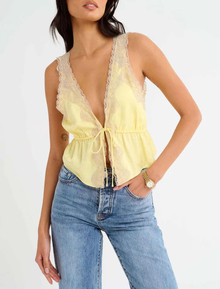 Lady Lace Top