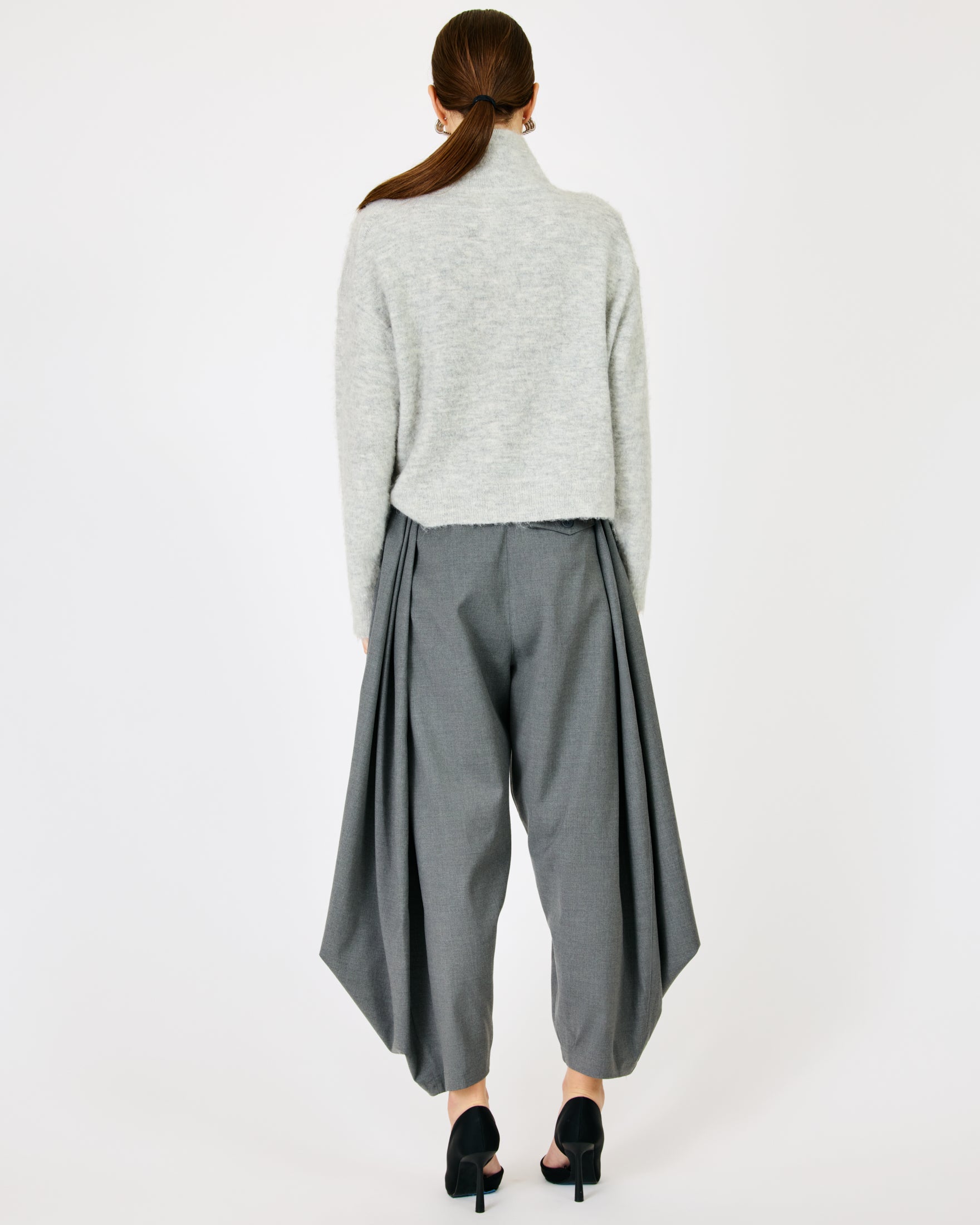 Maelly Gray Sweater