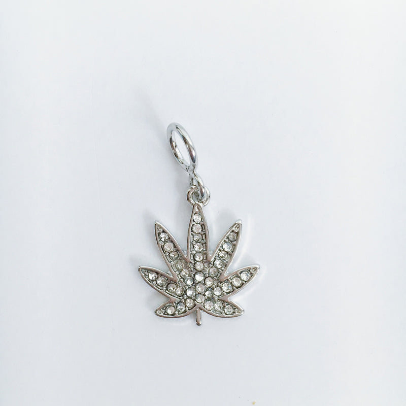 Chronica Pot Leaf Charm Choker - amannequin - amannequin